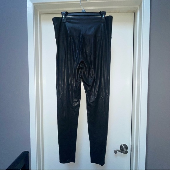 Leggings Depot Black Faux leather High Waist Leggings Size Large - Picture 4 of 6